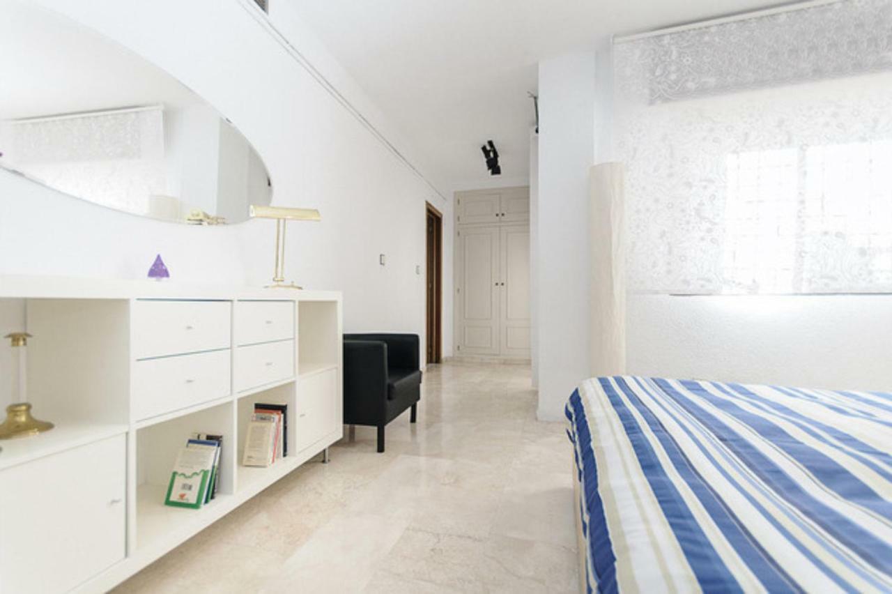 Afan Y Parking Incluido Apartamento