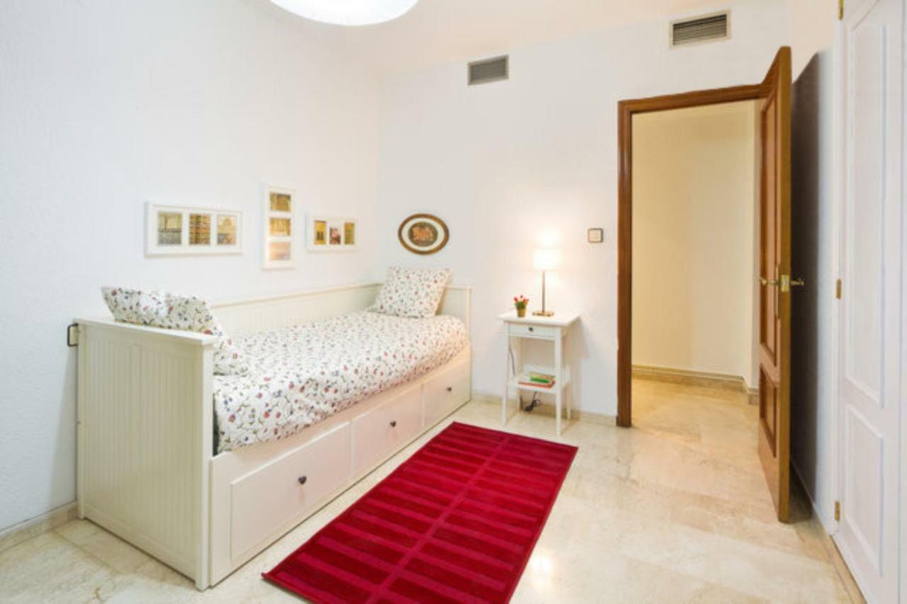 Afan Y Parking Incluido Apartamento