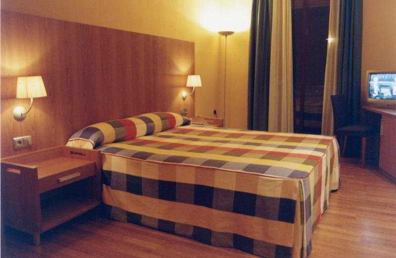 Cear Juan Carlos I Hotel Granada