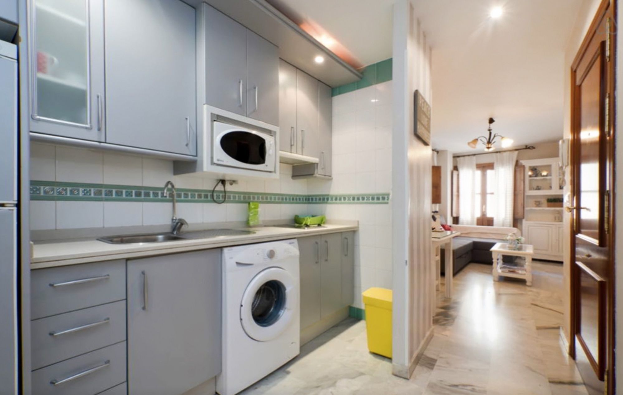 Sunny, 2-bedroom House With Wifi In 5 Minutes From Apartamento