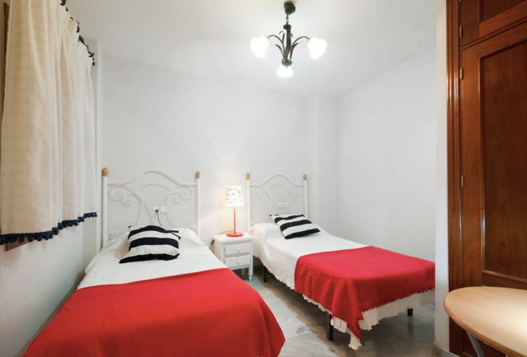 Sunny, 2-bedroom House With Wifi In 5 Minutes From *