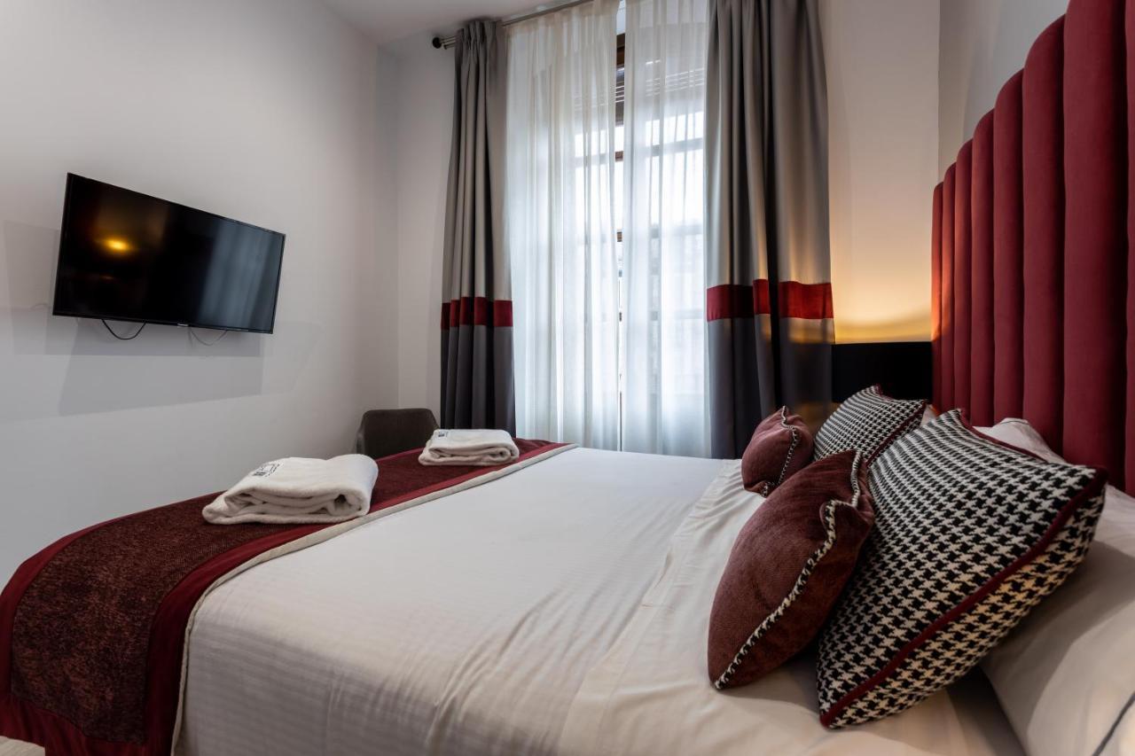 Apartahotel Bibo Plaza Nueva 3*