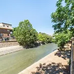 Modern Apartment Close To The City Center And Alhambra