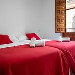 2D Apartamento En Albaycin, Con Parking