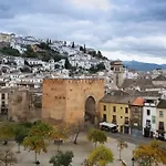 Sleep In Historic Puerta Elvira