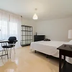 Trendyrooms Granada, Centro A 10 Minutos Andando