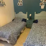 Apartamento tranquilo y preparado con normas actuales para 6 personas