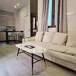 Suspiro 202 Elegant Suite