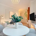 Genteel Home Bib Rambla IV