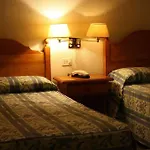 Hostal Jardines