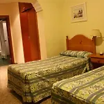 Hostal Jardines