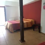 Viviendas Turisticas Vacacionales Puerta Real