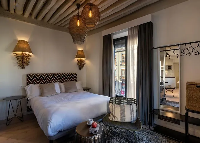 Home4U, Plaza Nueva 3