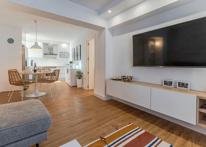Apartamento Bajo El Cielo De La Alhambra, By Daimar