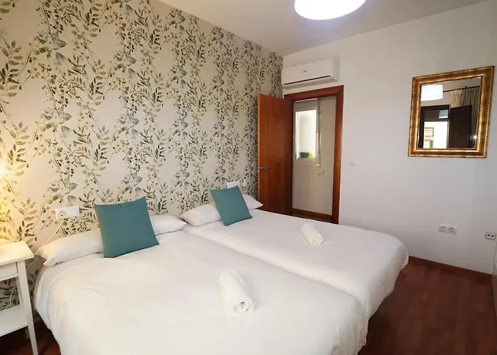 Granada city centre 6 persons El Realejo by Lightbooking