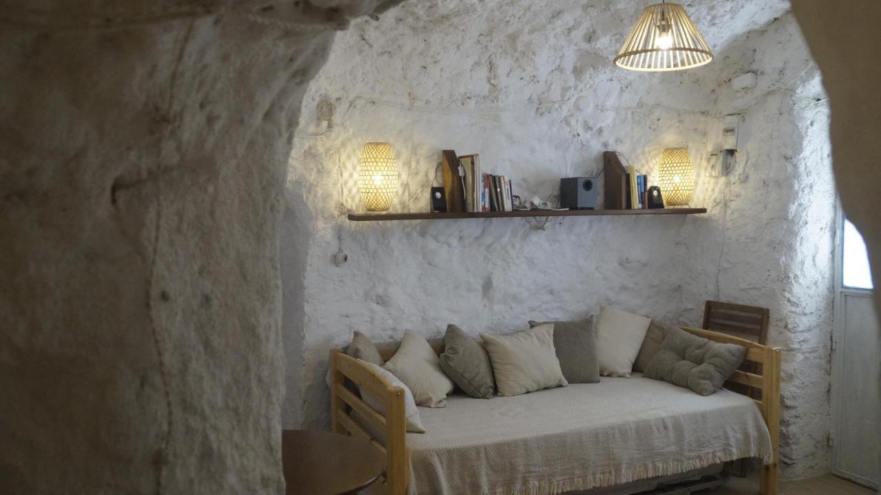 Casa Cueva “la Estrella” *