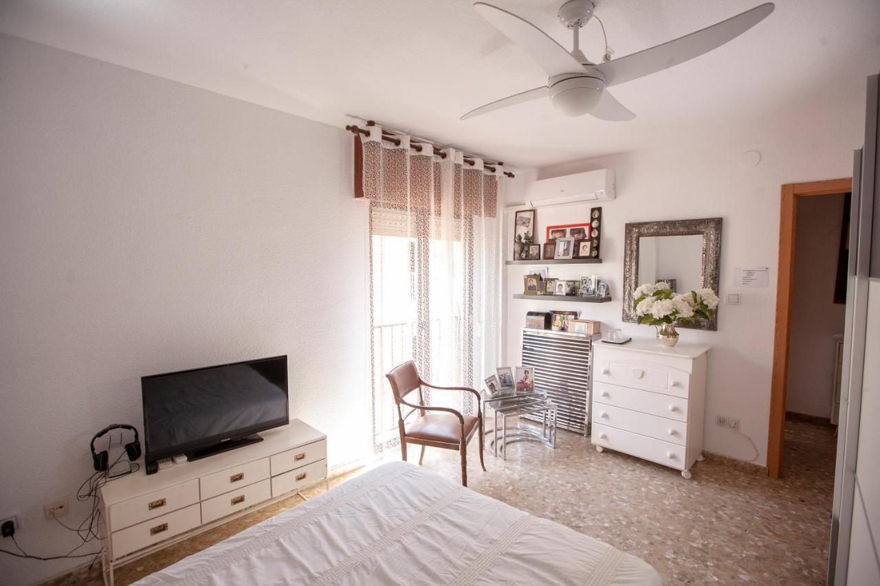 Homestay Lola.- De Matrimonio, Con Bano Privado Granada