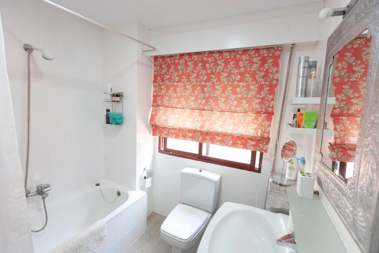 Homestay Lola.- De Matrimonio, Con Bano Privado Granada