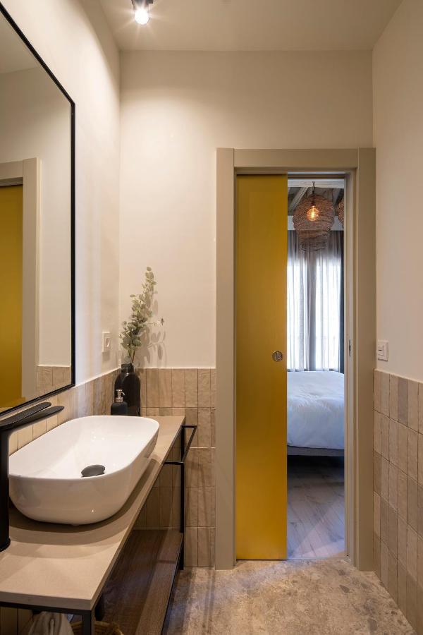 Home4u, Plaza Nueva 3 *