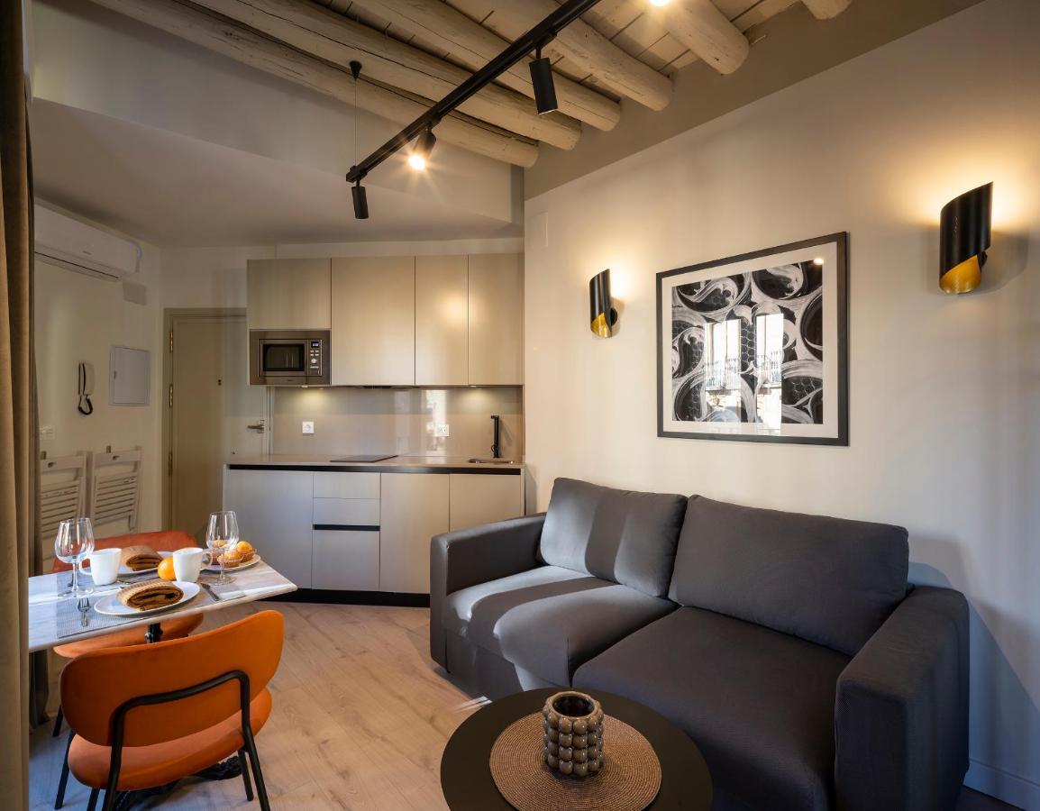 Apartment Home4u, Plaza Nueva 3 *