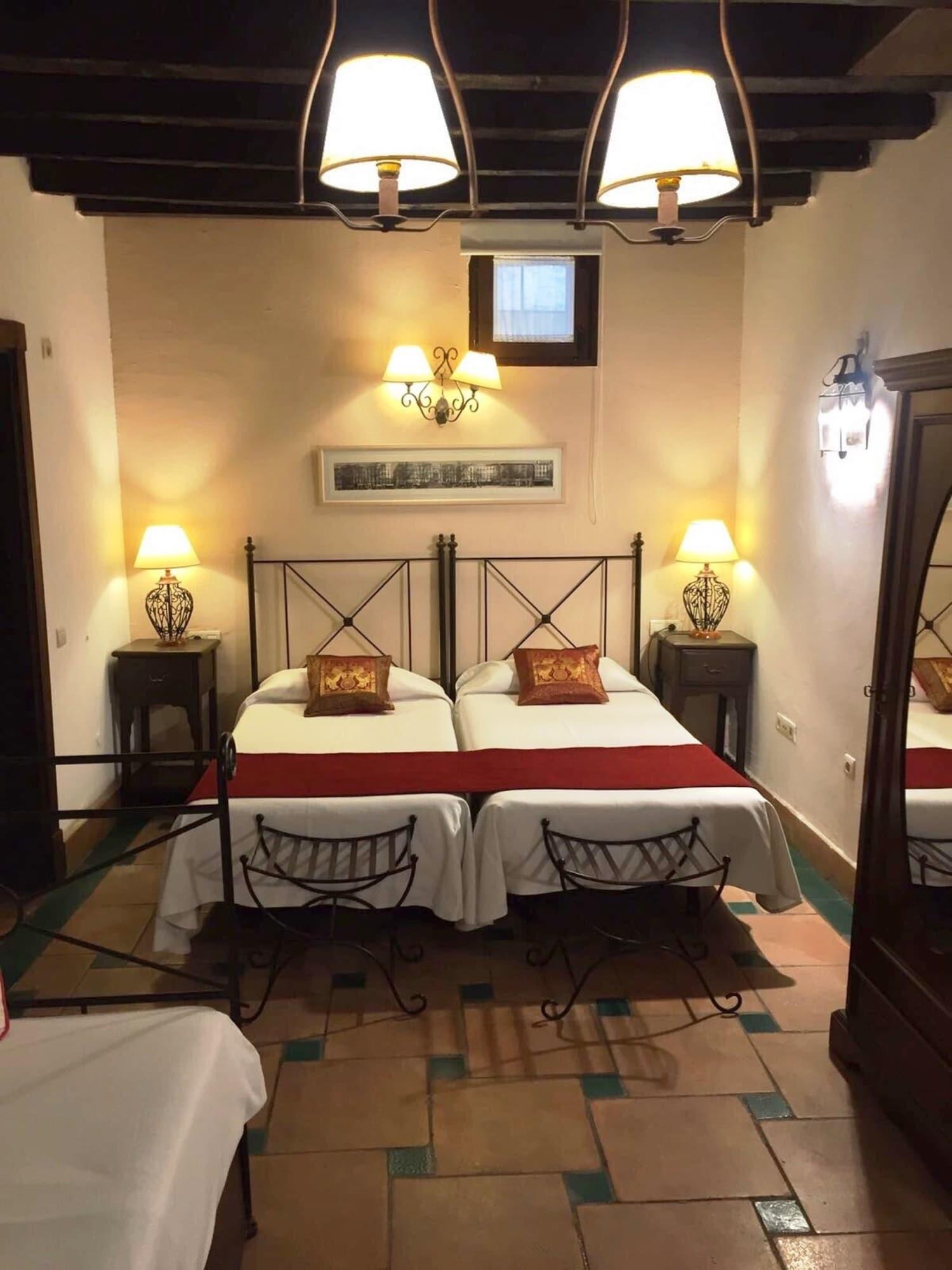 Casa Del Capitel Nazarí Granada