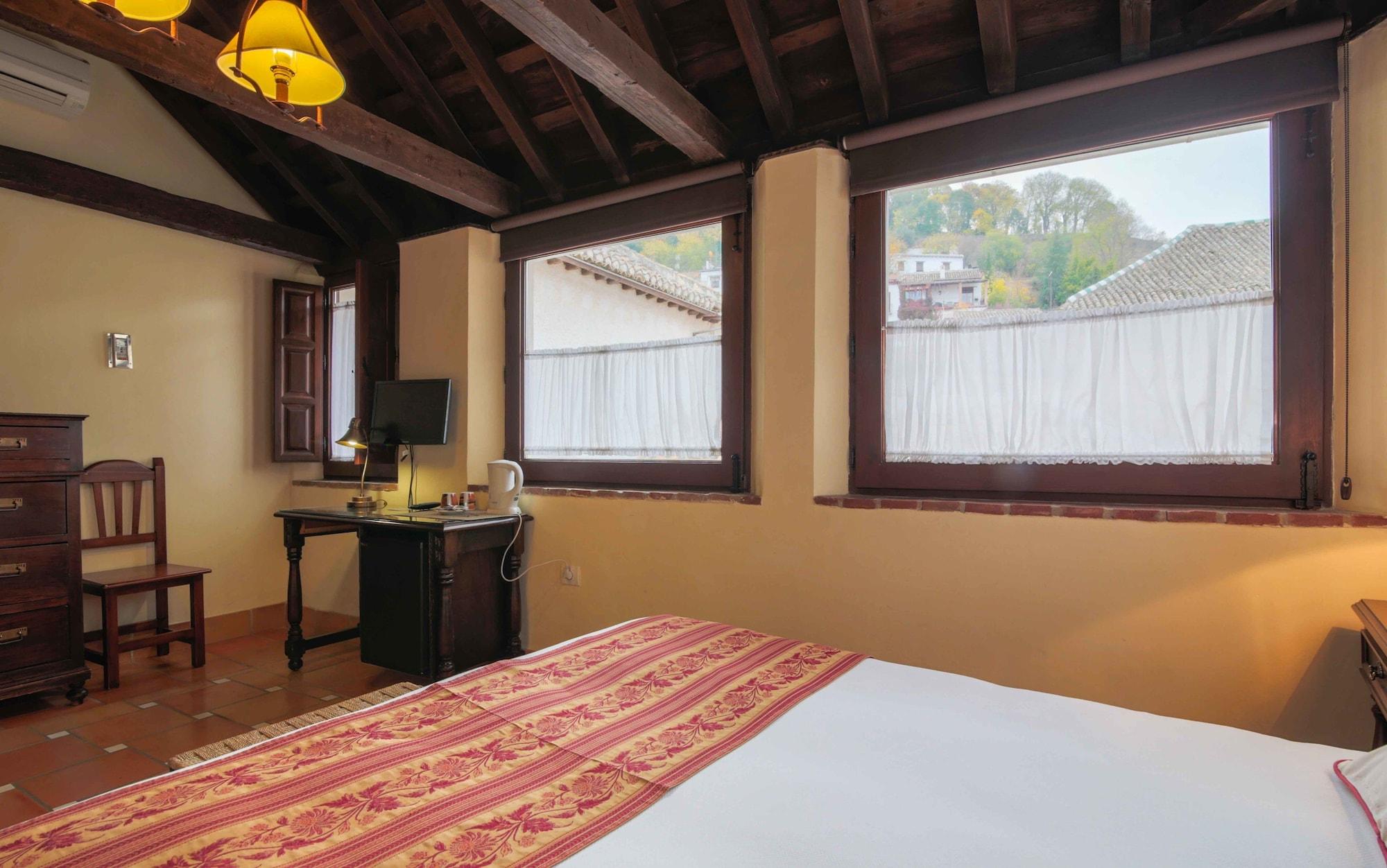 Casa Del Capitel Nazarí 3*