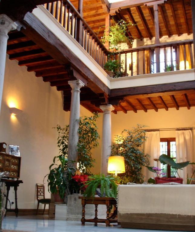 Bed and breakfast Palacio Del Cobertizo De Santa Ines