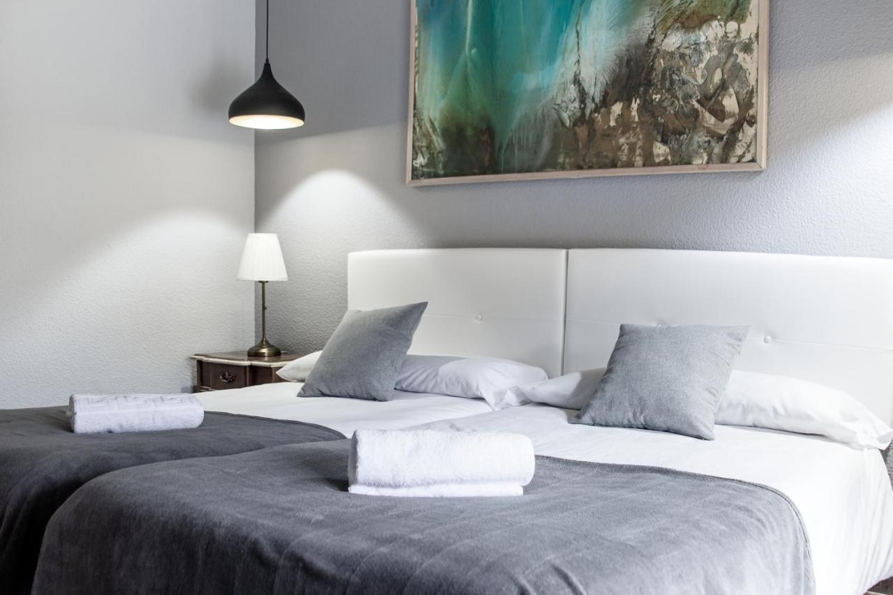 Apartment Center *