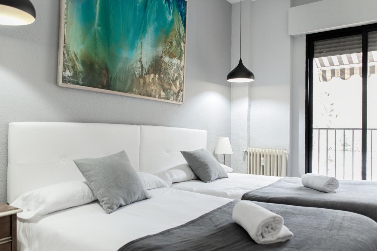 Apartment Center