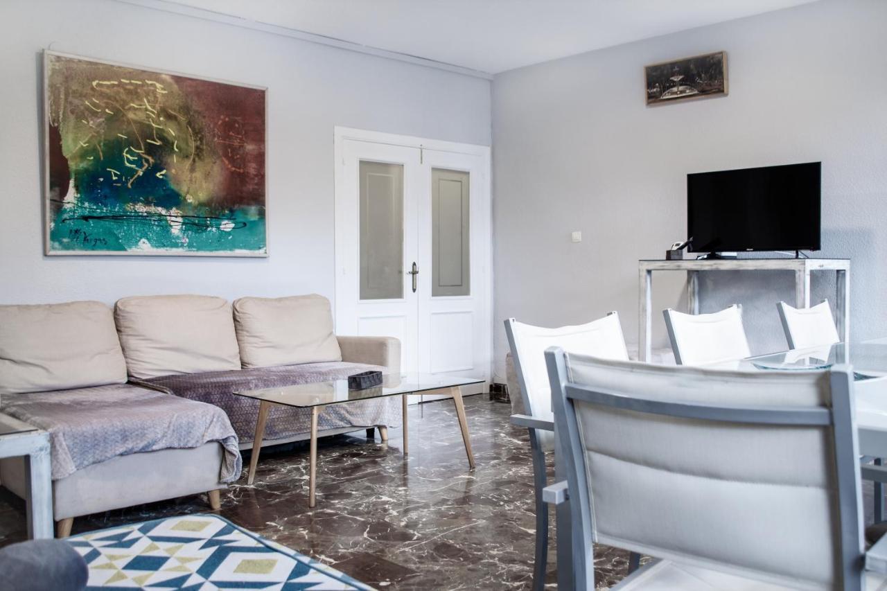 Apartment Center *