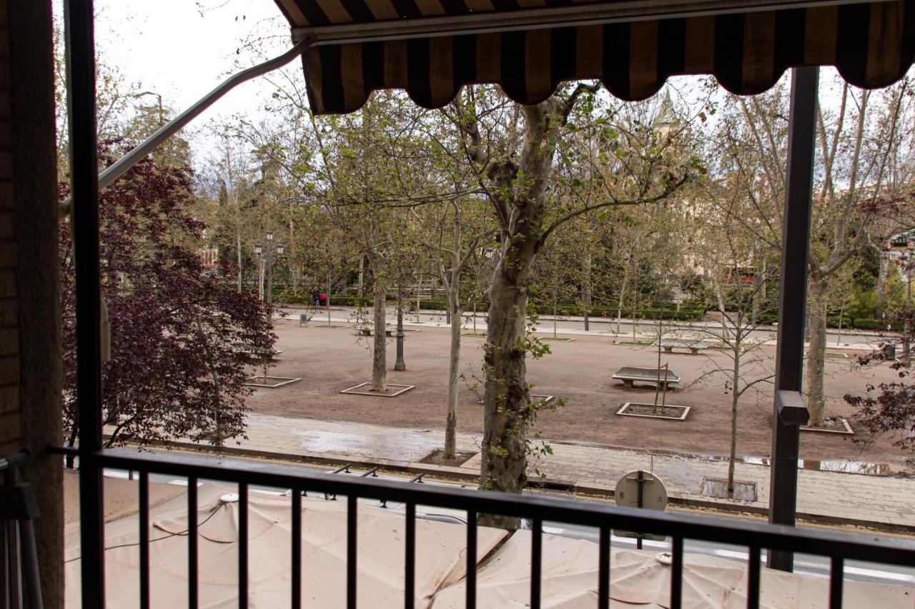 Center * Granada