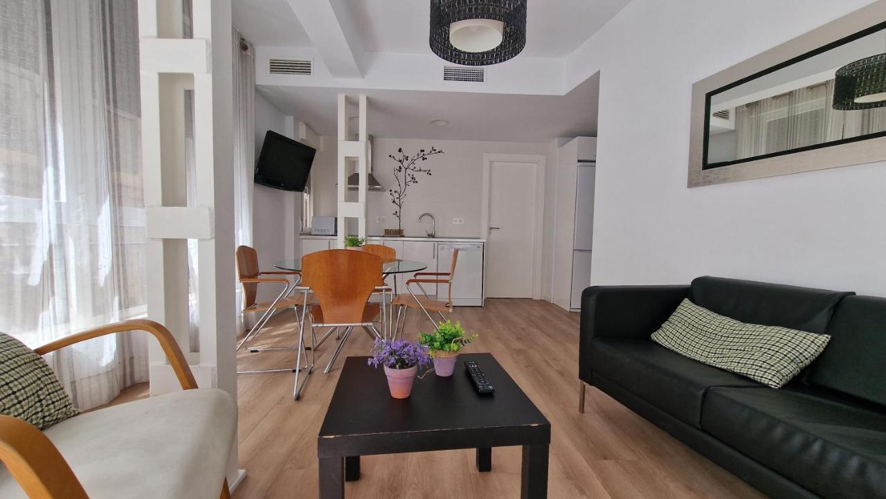 Imeda Reyes Católicos Apartamento