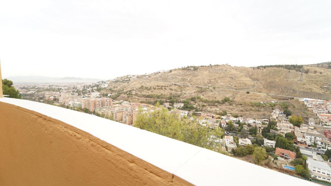 Mazza Aparts - El Serrallo Granada