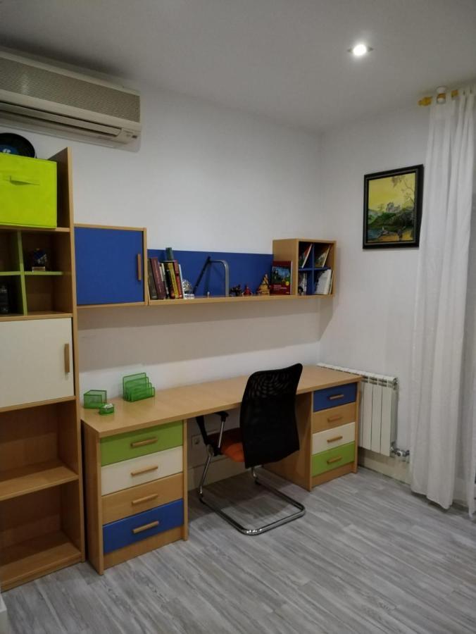 Holiday home 28 De Julio Con Piscina En *