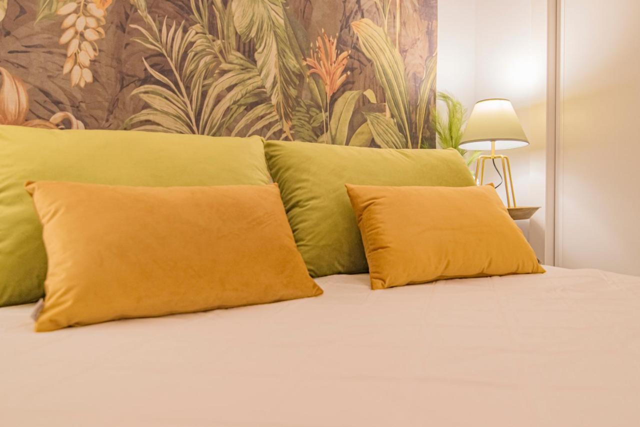 Qh Plaza De La Trinidad Apartment Granada