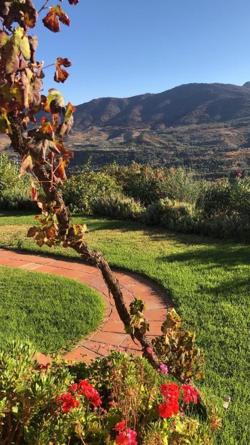 Villa Traditional Farmhouse; Large Pool,gardens & Views. *