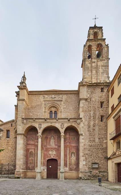 Deluxe * Granada