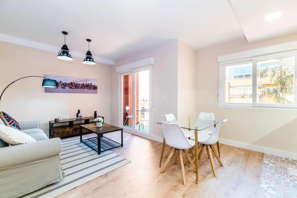 Modern Close To The City Center And Alhambra