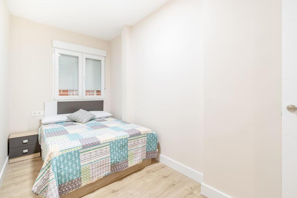 Modern Close To The City Center And Alhambra *