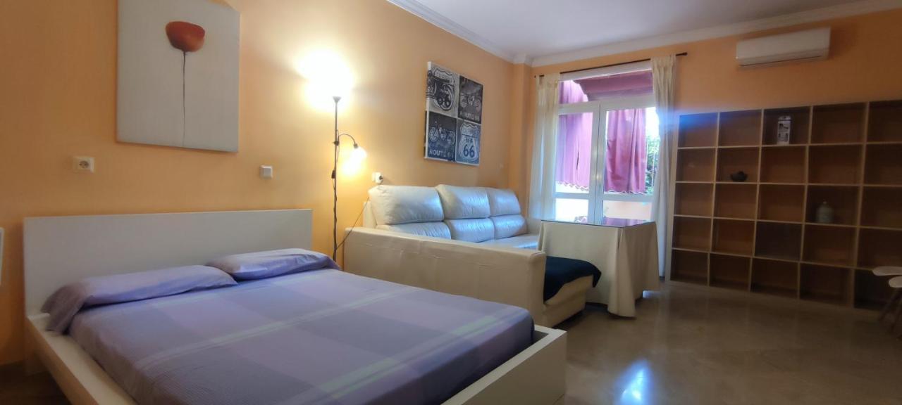 Estudio En Serrallo, Perfecto Alhambra Y Esqui Apartamento