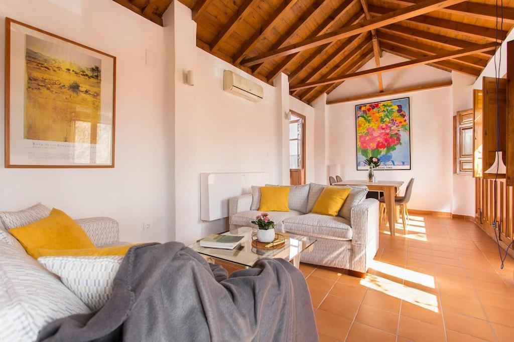 Casa Tipica Del Albaicin Con Interior De Diseno Holiday home