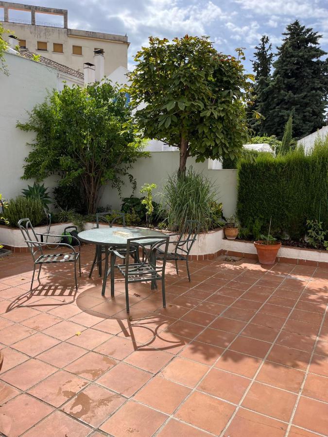 Mercedes Villa
