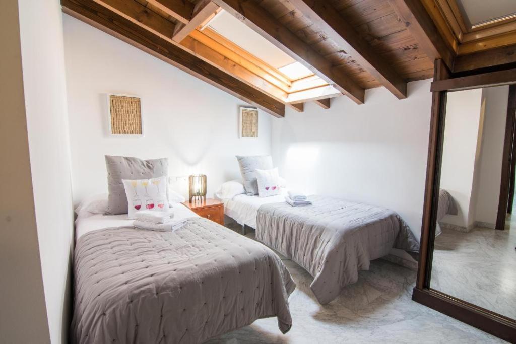 Tuguest Atico Gracia Apartamento