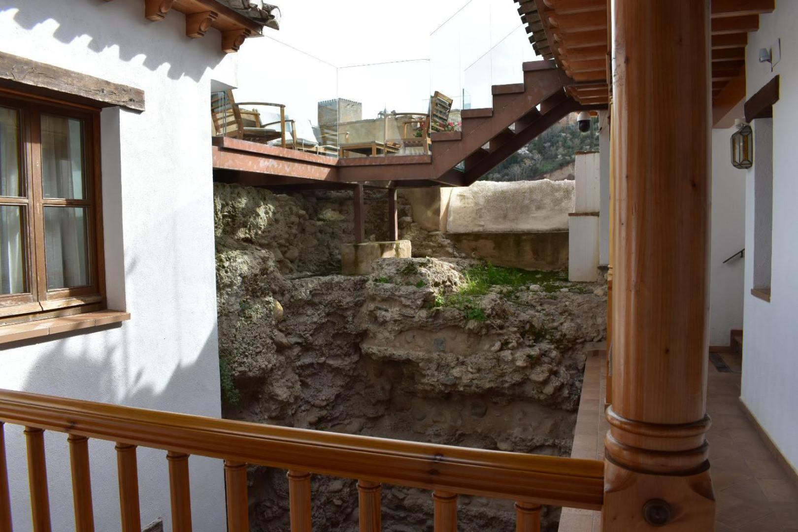 Alhambra Apartment *