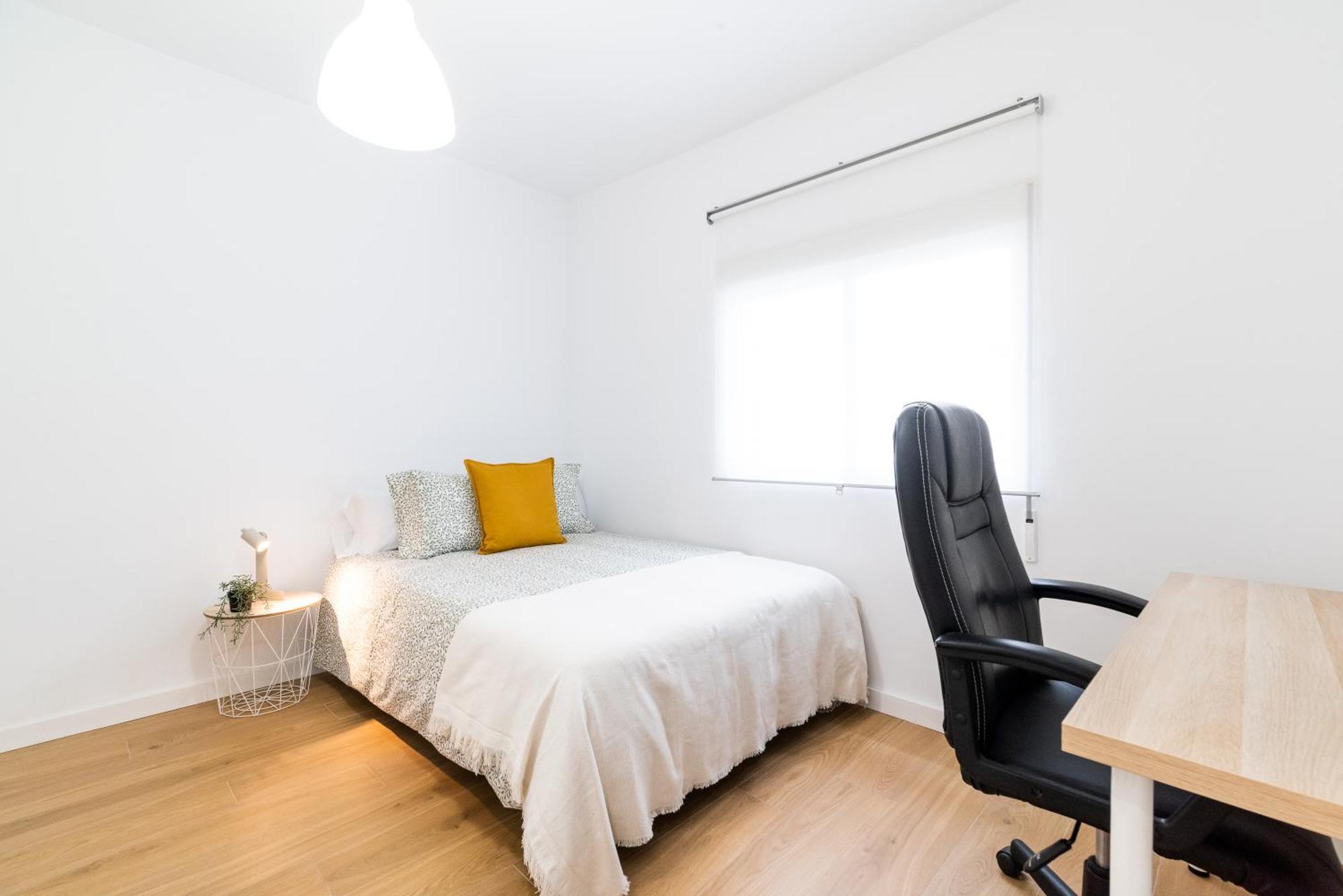 Apartamento Centro Y Confort: Junto A Corte Ingles