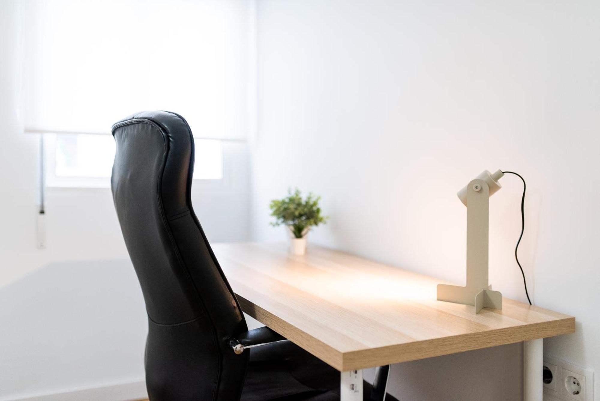 Centro Y Confort: Junto A Corte Ingles Apartamento Granada