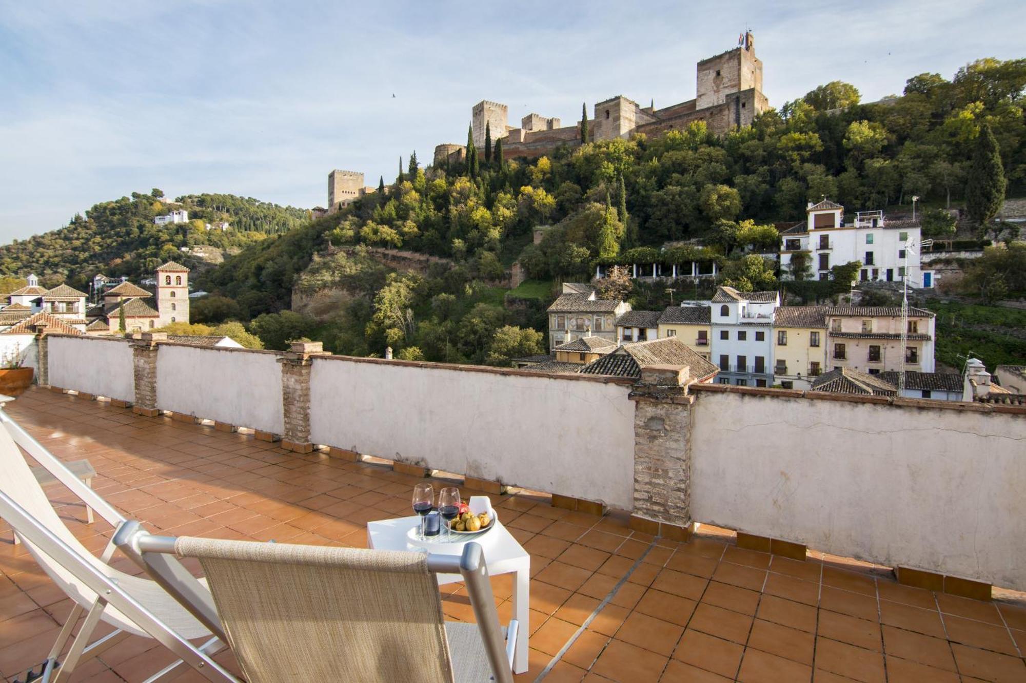 Magic Alhambra Retreat *