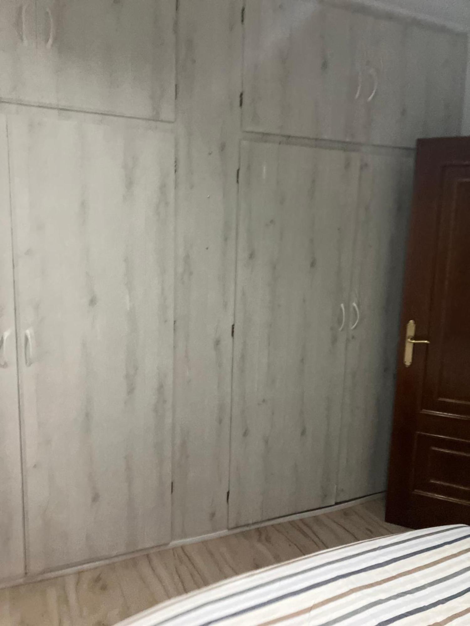 Apartamento En Camino De Ronda De Dos Y Salon Apartamento Granada