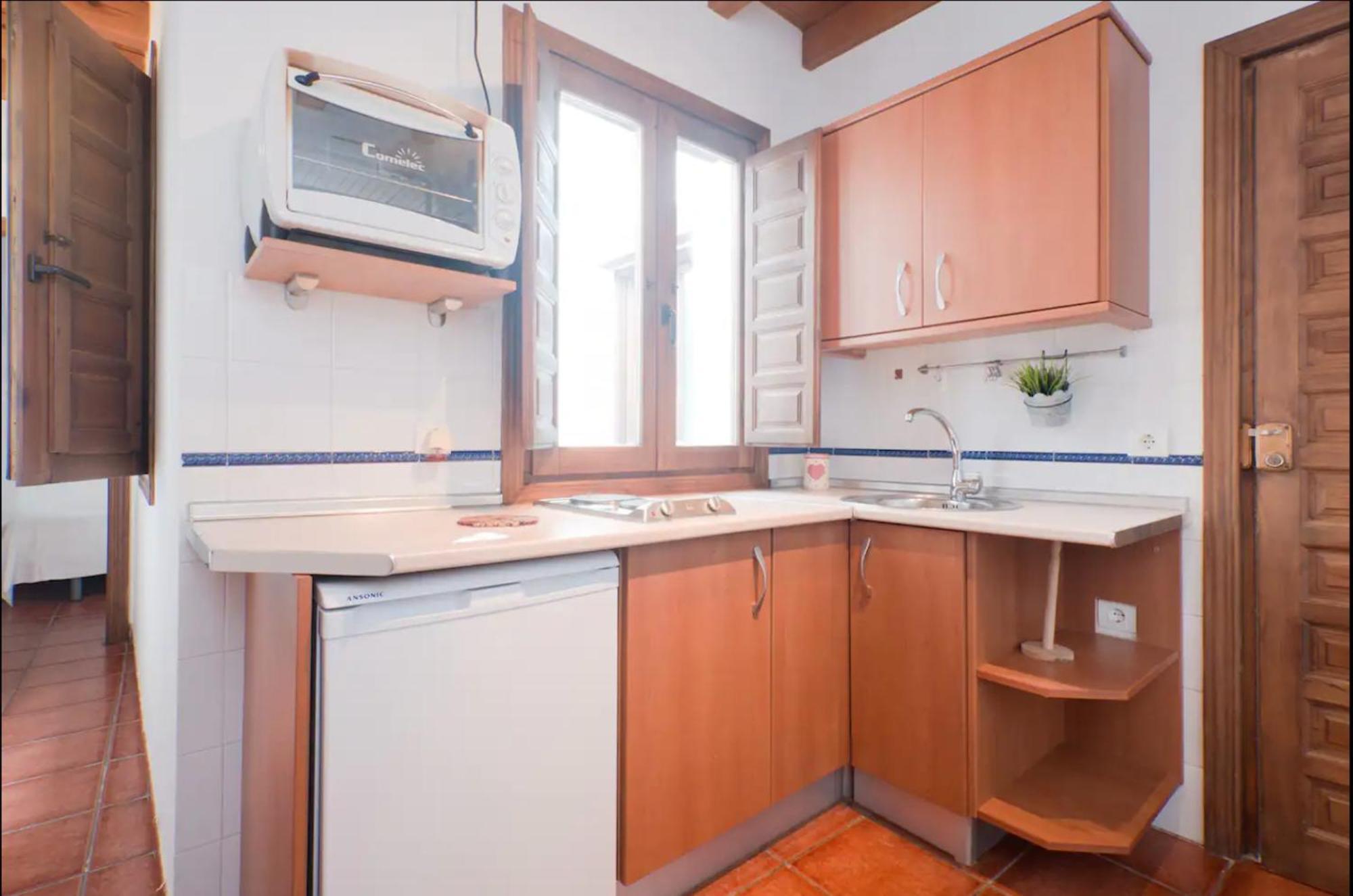 Apartment In The Historic Center Of Albaicin, Near The Alhambra