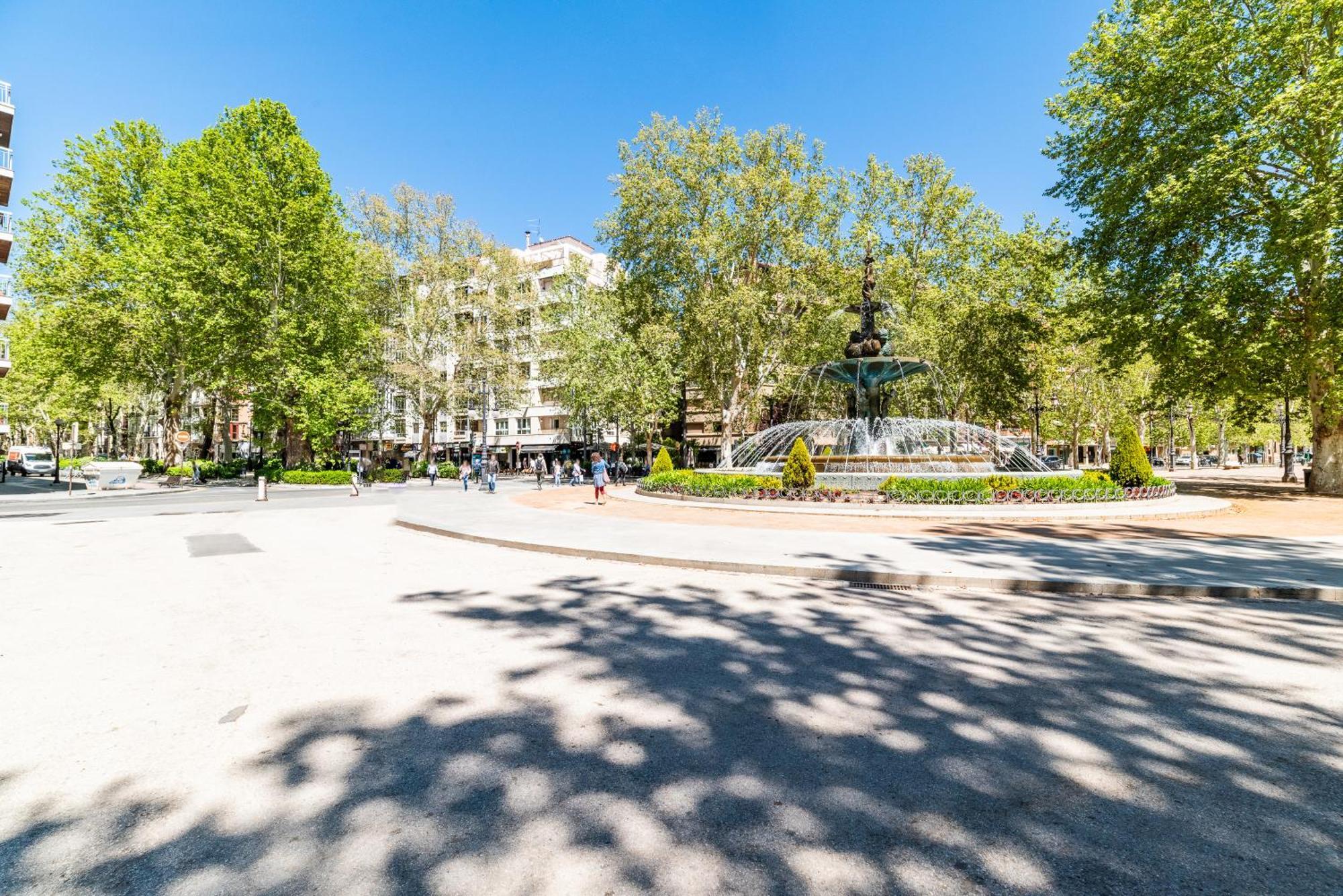 Apartamento Encantador Piso Pleno Centro A Pie De Semana Santa Y Cerca De La Alhambra *